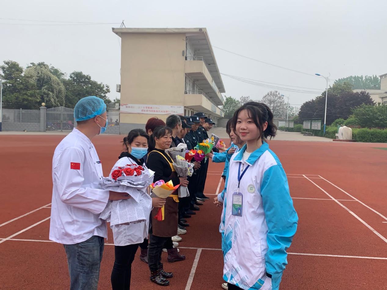 图片2.jpg 图片2.jpg